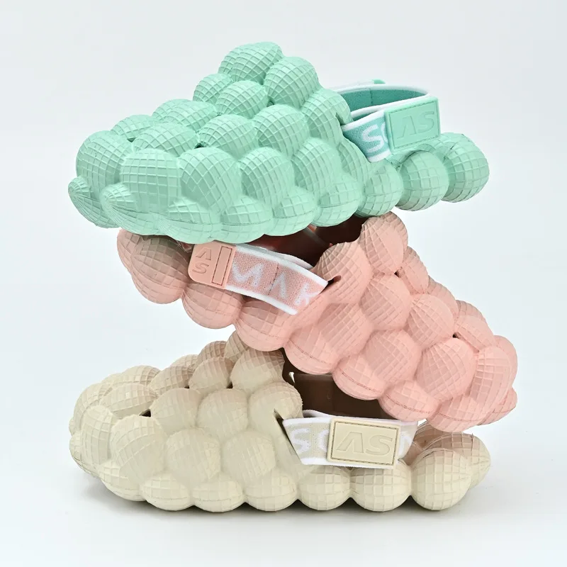 

2023 New Children Slippers Boys Girls Spring Summer Cute Bubble Fashion Home Massage Sandals Comfortable Non Slip Lightweight