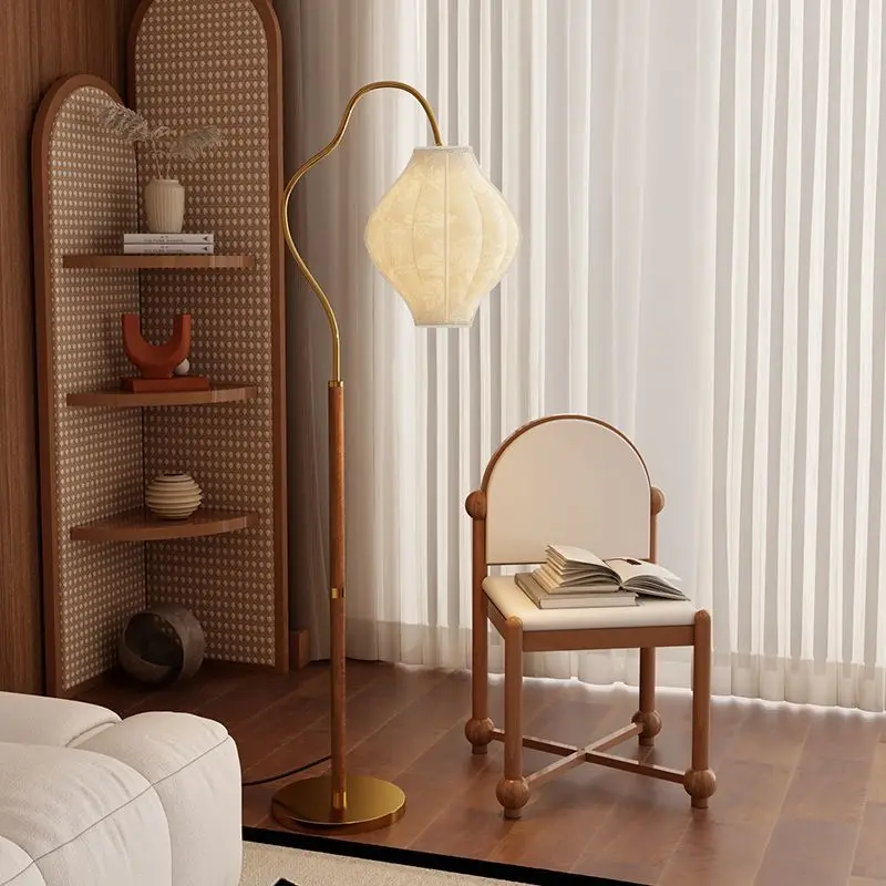 French Nanyang Retro Wind Floor Lamp Living Room Sofa Fishing Lamp Ambient Light Advanced Sense American Medieval Net Red Light