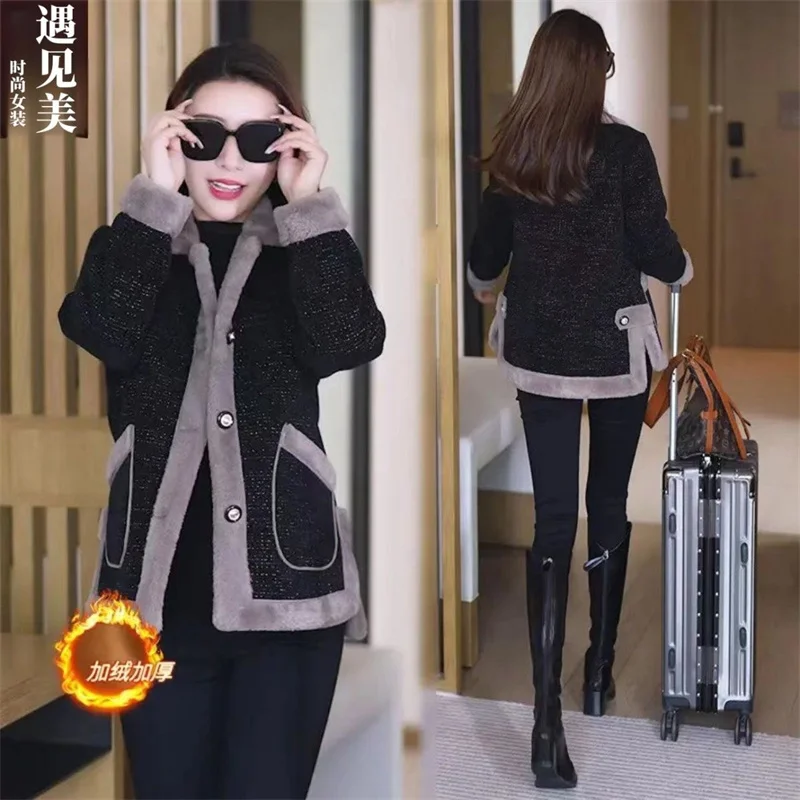 Coffee Colored Women's Winter New Lamb Wool Fashion Woolen Jacket 2025 Female's Fur Outwear Slimming and Plush Thickened Coat C9