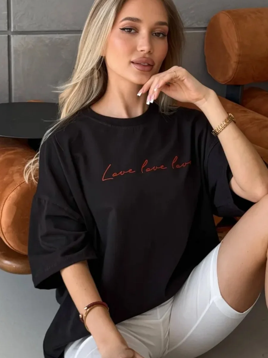 Atasan Wanita Kasual Nyaman Bahan Katun dengan Cetakan Huruf, Model Longgar, Cocok untuk Musim Panas, Gaya Santai untuk Kerja