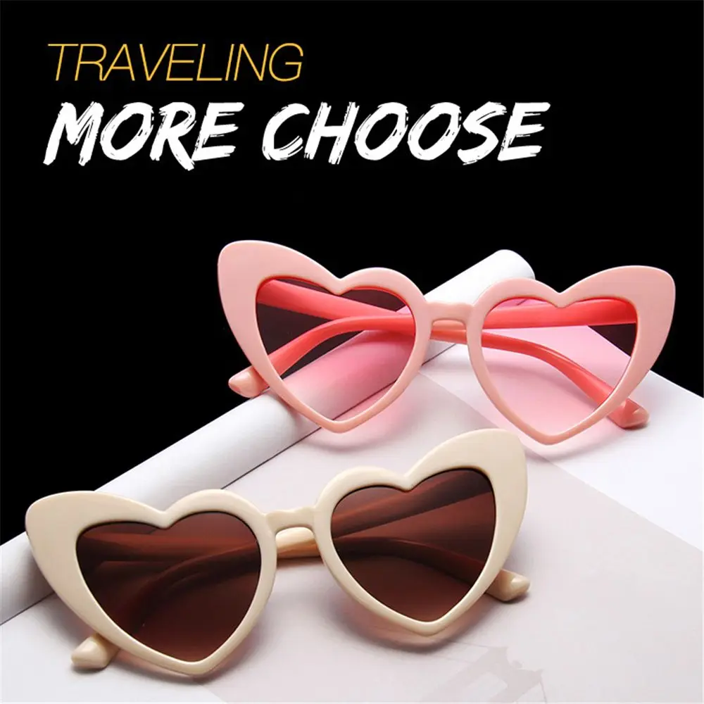 Retro Women Clout Goggle Vintage Sunglasses UV400 Protection Eyewear Heart-Shaped Sunglasses