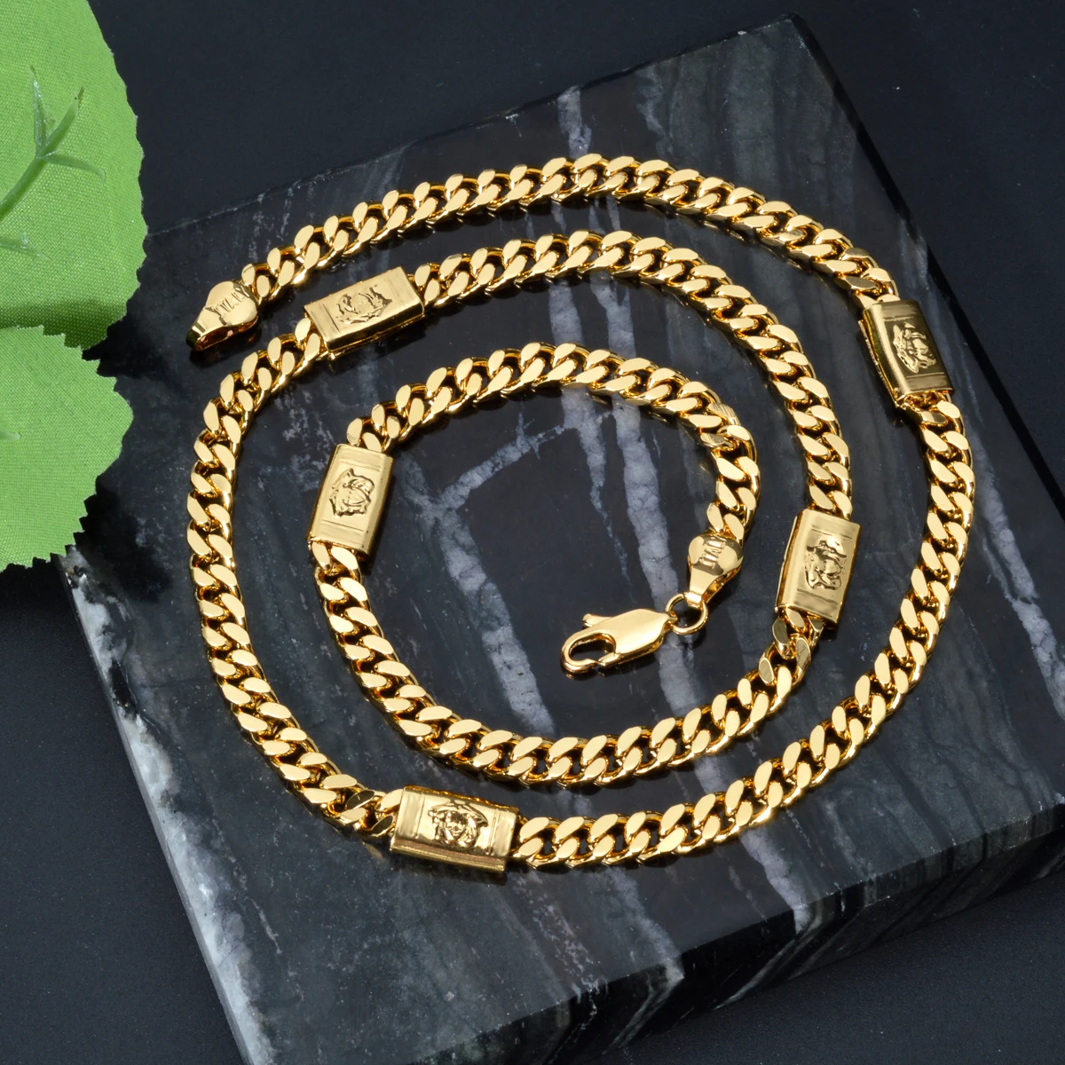 Naszyjniki męskie i damskie ze stopu czystej miedzi Vintage Hip-Hop Cuban Chains Odpowiednie do codziennego noszenia Biżuteria imprezowa Prezenty