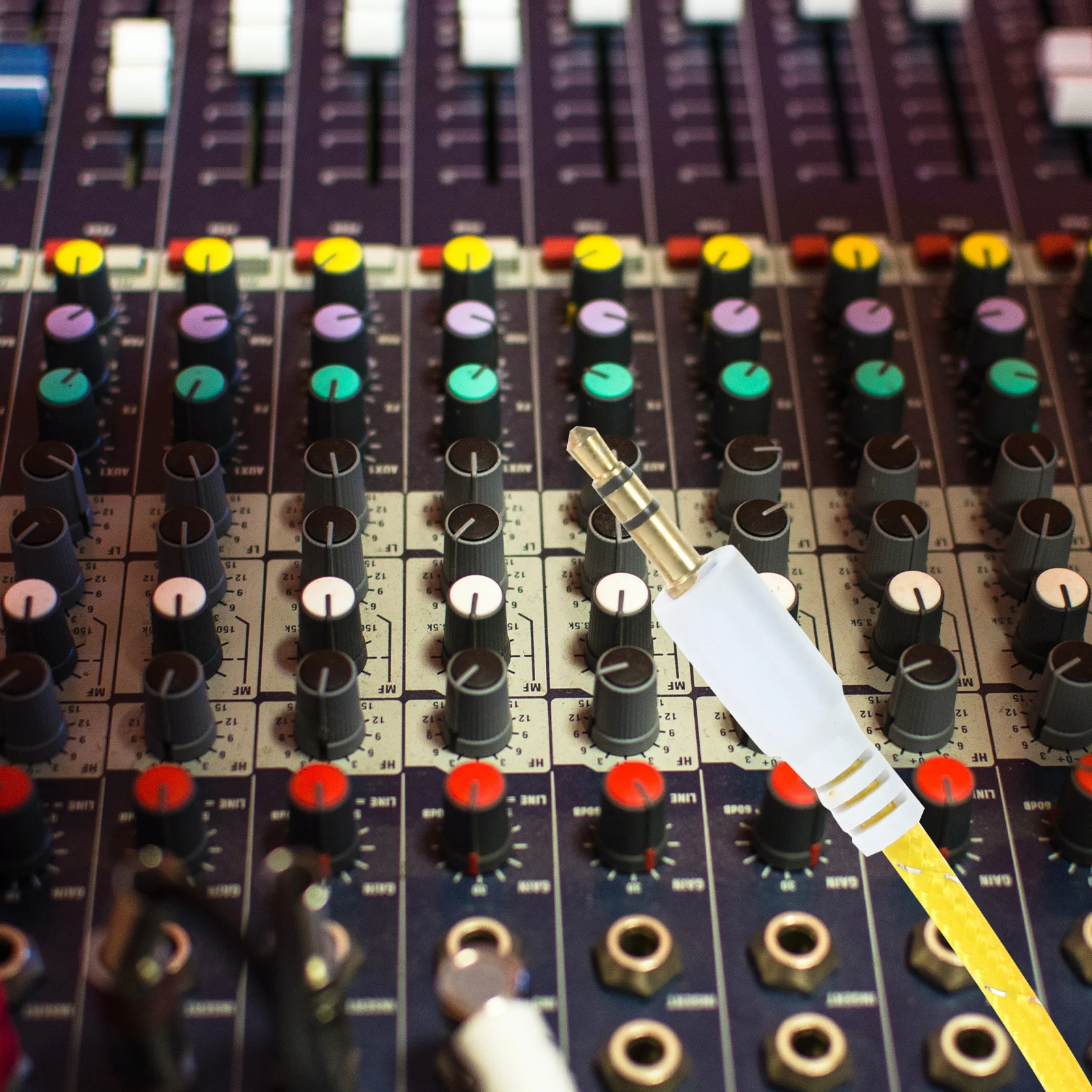 

5Pcs 3.5mm Audio Cable Male to Male Trs Auxiliary Car Stereo Aux Cord Clear Transmission Multi-Functional Use 3.5mm Audio Cable