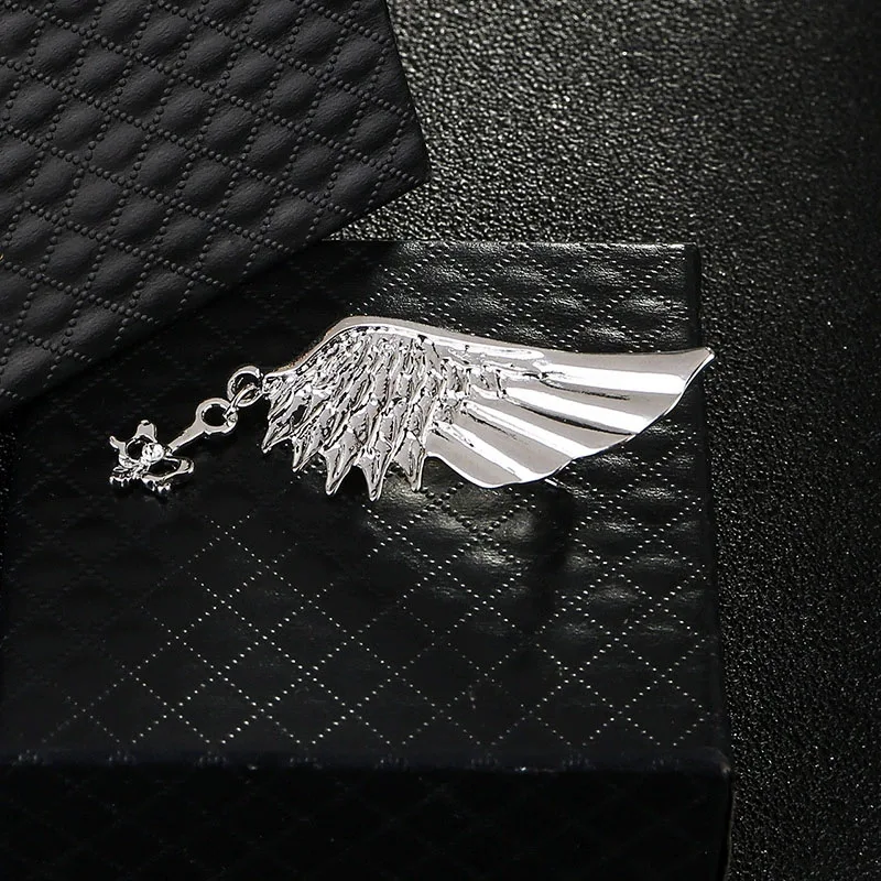Fashion Wing Brooch Rhinestone Alloy Personalized Lapel Pin Evening Wear Wedding Accessory Coat Scarf Shawl Sweater Jacket
