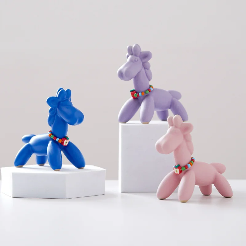 European-style Pony Ceramic Statue Ornament Indoor Desktop Animal Figurine Decoration Home Decor Creative Gift Crafts