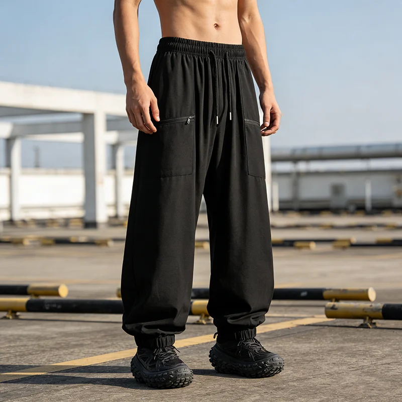 

Hip Hop Parachute Pants – Oversized Black Joggers with Zipper Pockets for Urban Streetwear Fashion