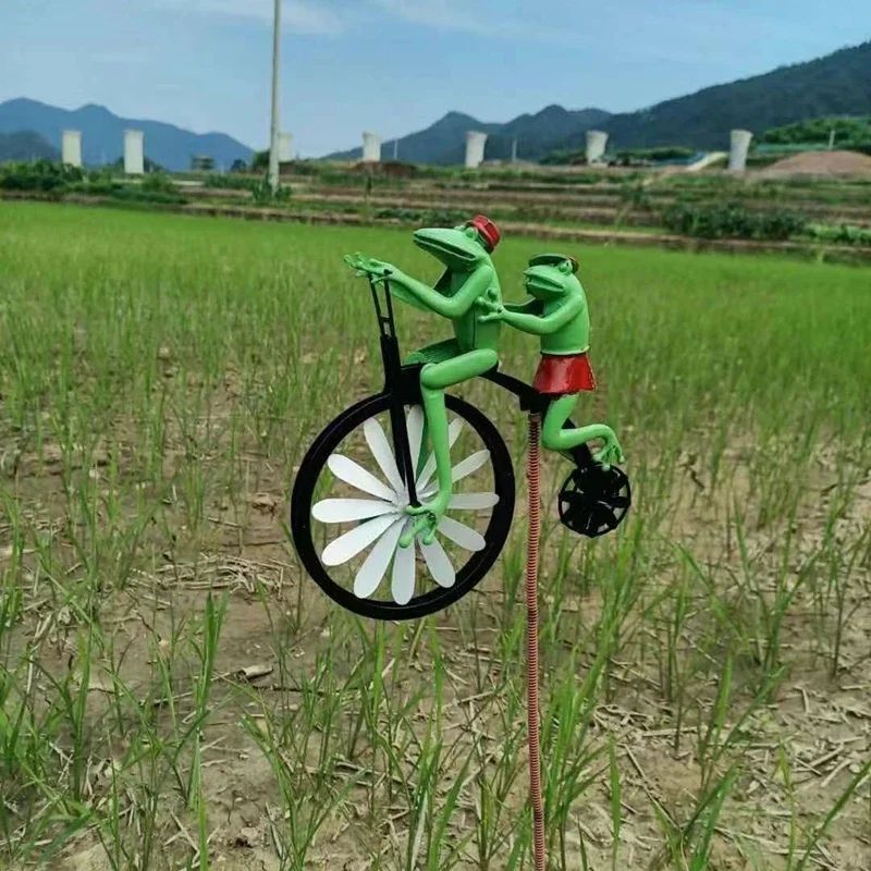 Hot Sale Vintage Bicycle Metal Wind Spinner Animal Motorcycle Windmill Garden Decoration Drops Hipping Garden Ornaments