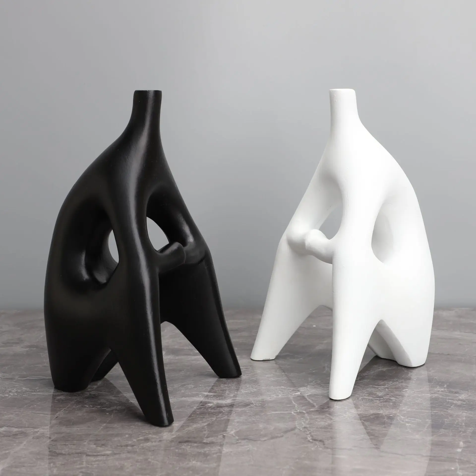 

Modern simple headless figure sculpture ornament model room office creative abstract soft decoration jewelry wholesale