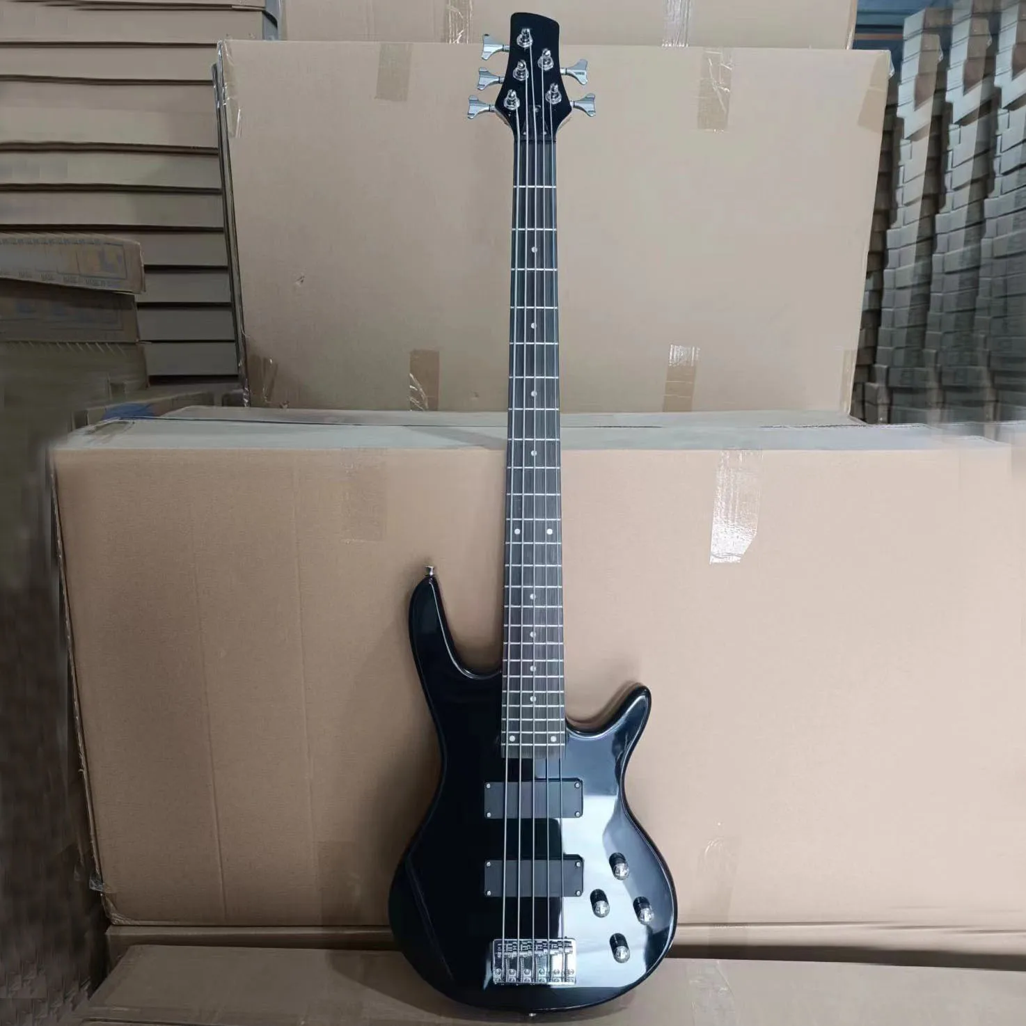 Famous Electric Bass, 4 String, 5 String Bass, 24 Frets, Humbucker Pickup, Alder Wood Bass Guitar