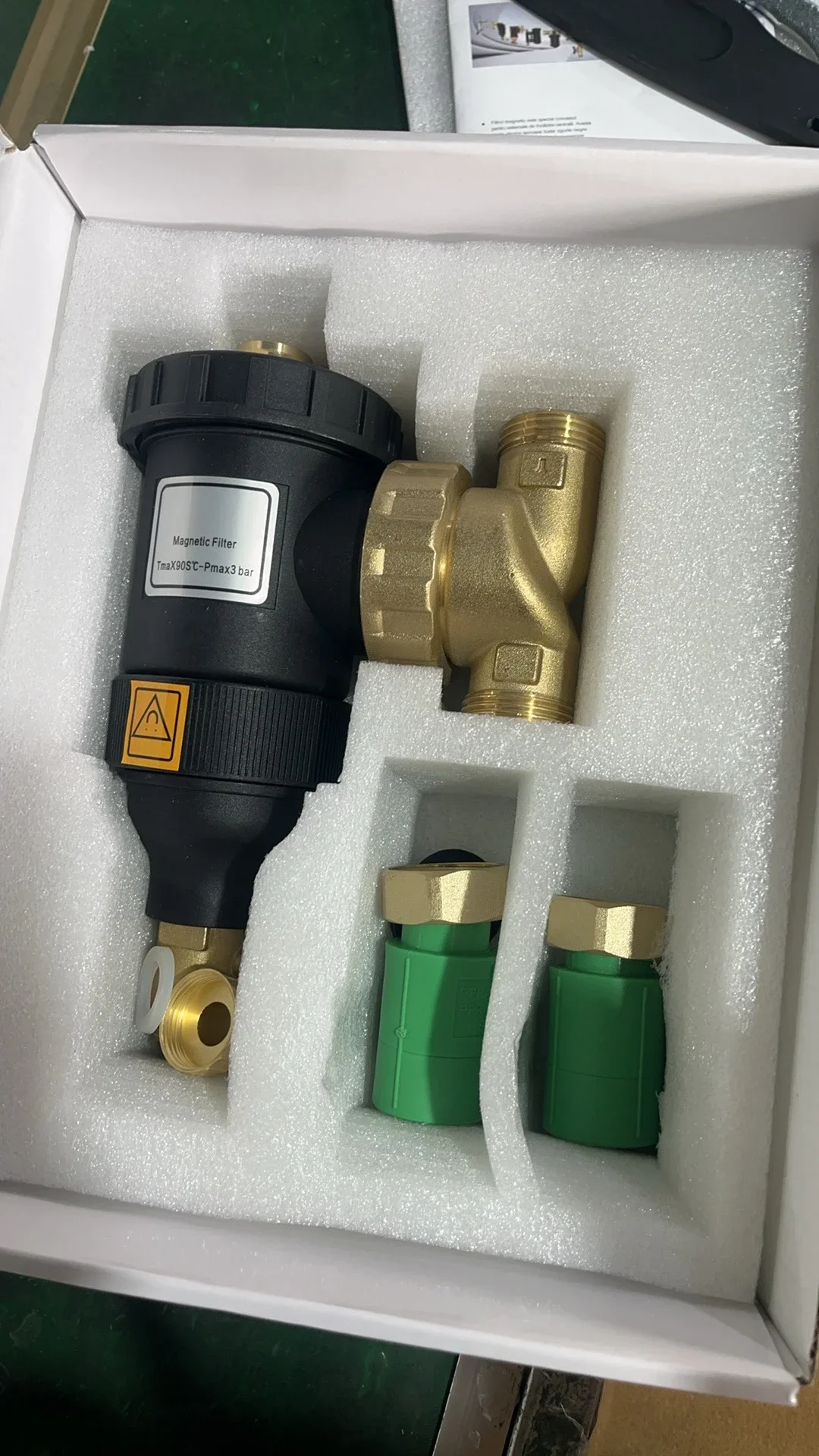 

2026NEWWall-Mounted Boiler Magnetic Filter, Floor Heating Geothermal Water Separator, Boiler Magnetic Descaler