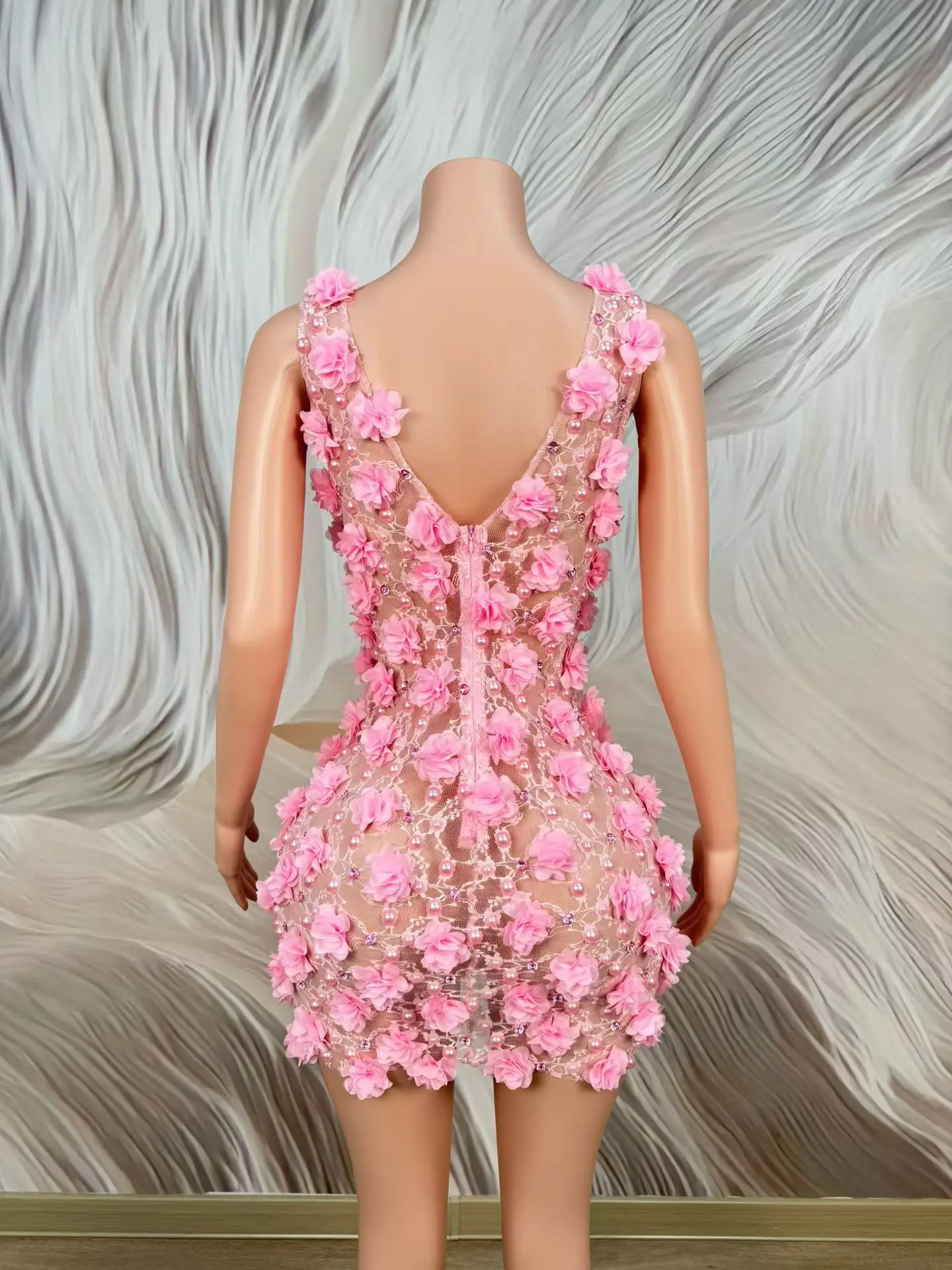 

Huaduo Fashion Women V-neck Dress Pink Flower Perspective Mesh Suspender Skirt Wedding Party Dress 15th Quinceanera Dress