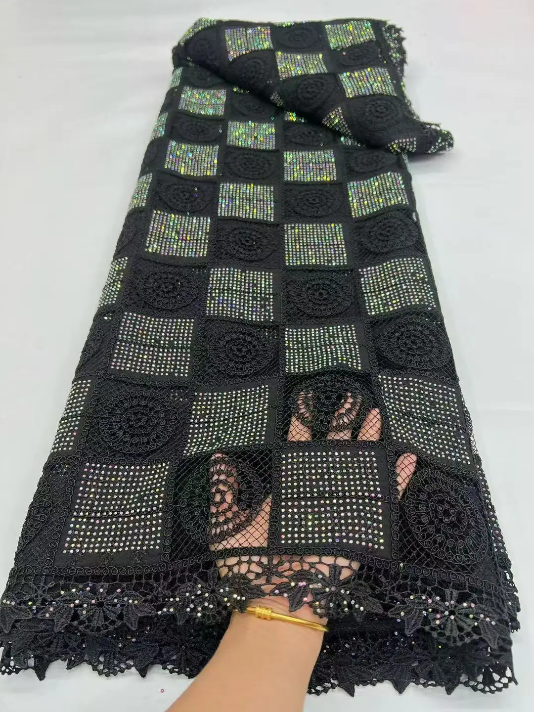 

Африканское кружевное полотно с вышивкой 2026: высококачественный хлопок, стразы, водорастворимый тюль для роскошных свадебных платьев, 5 ярдов