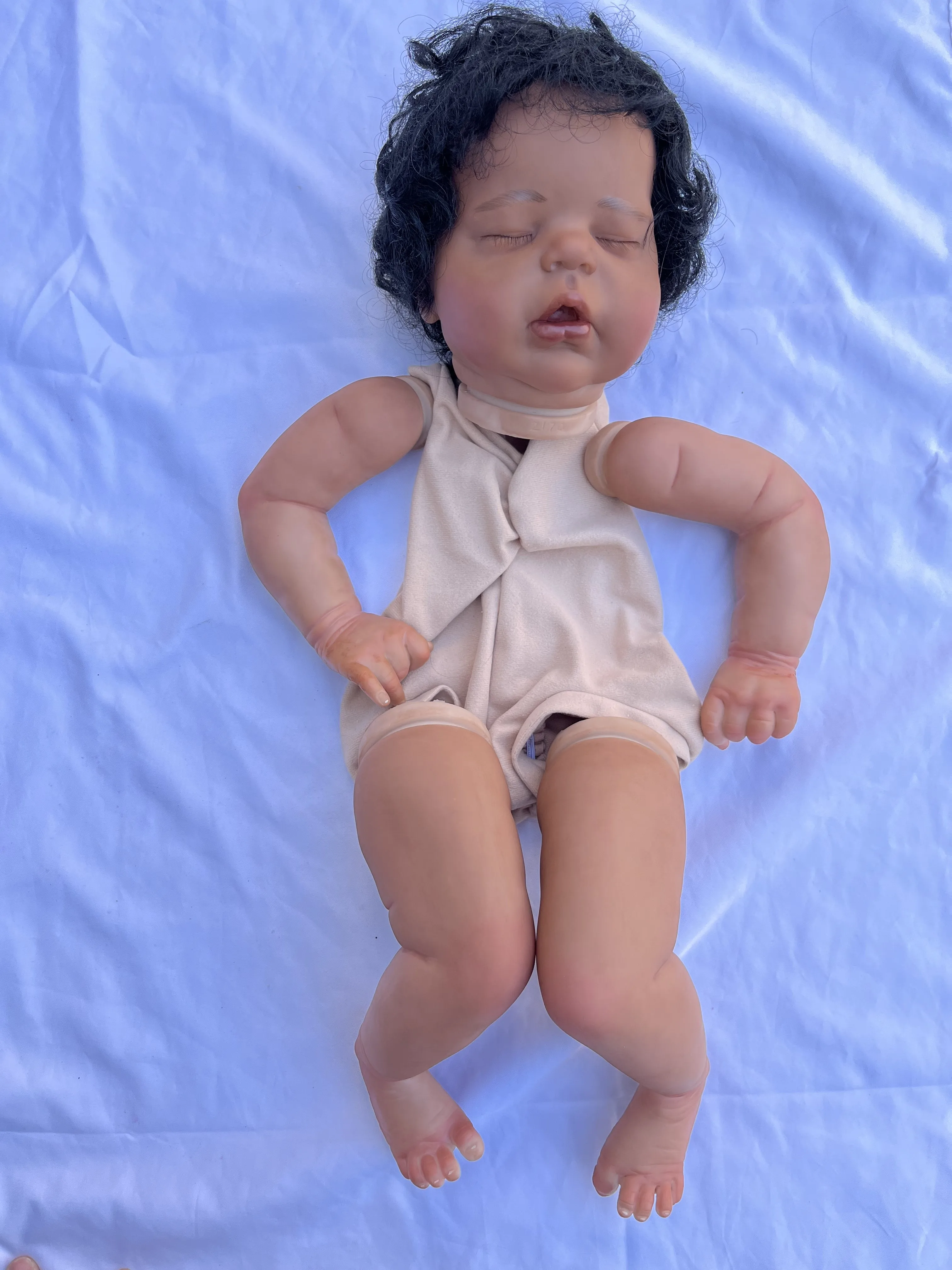 

FBBD Custom Made 22inch/50cm Reborn Baby Alexis Dark Skin Real Photos Painted Kits Limited Supply With Hand-Rooted Hair