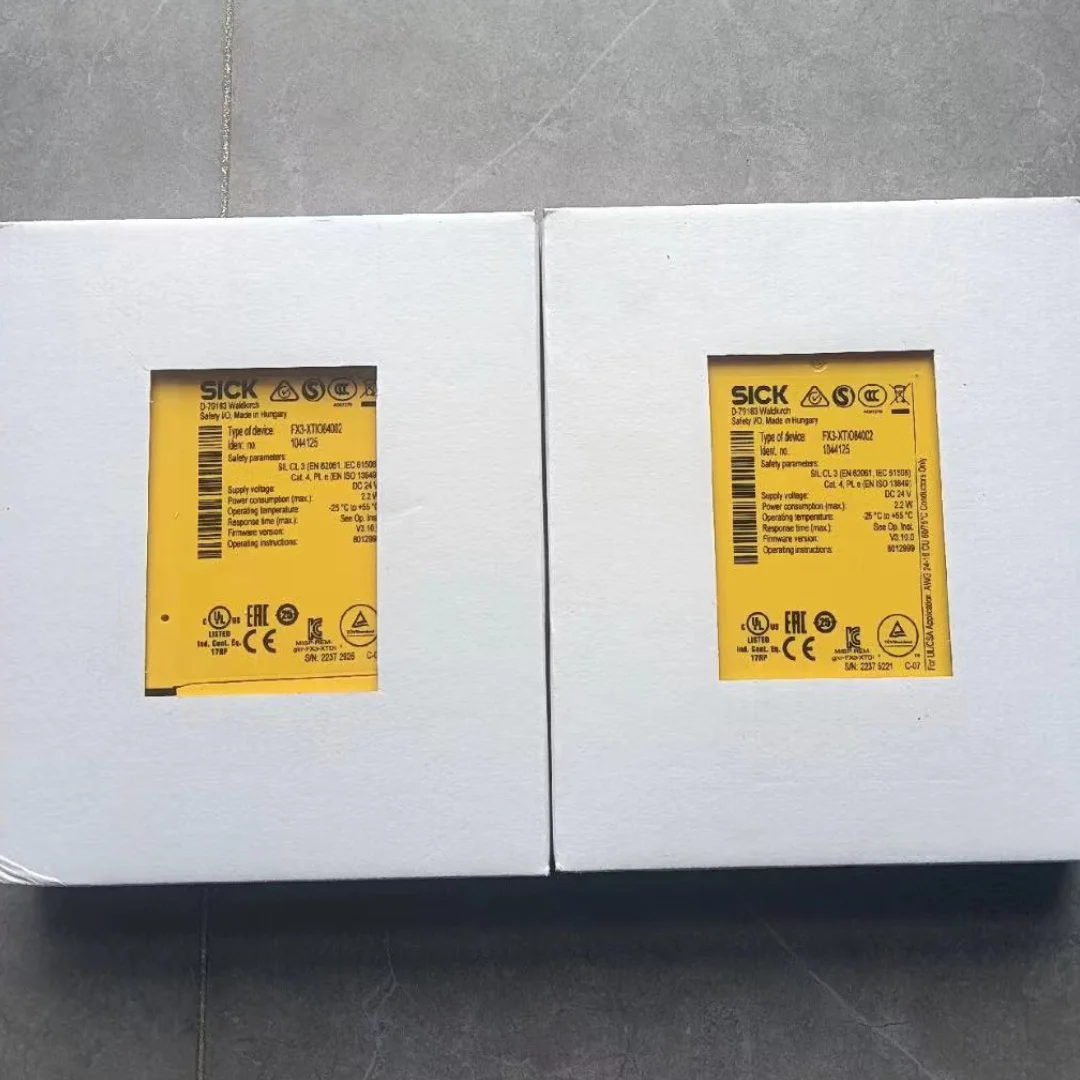 

New FX3-XTI084002 1044125 module for fast delivery