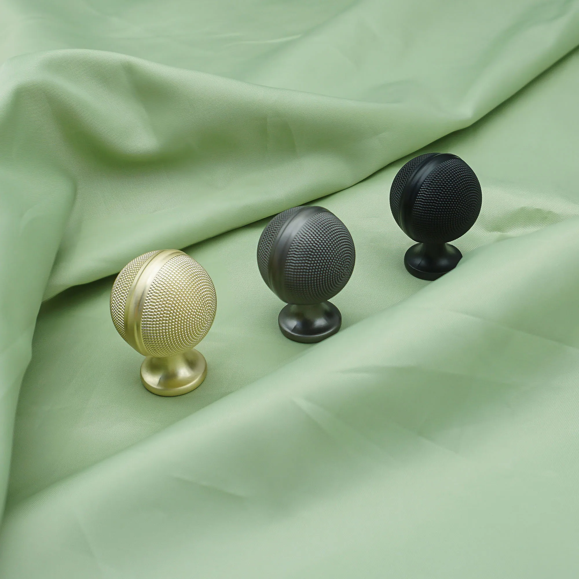 1 PC Round Ball Drawer Knobs Gold Black Grey Cabinet Handles Modern Kitchen Cupboard Door Pulls Zinc Alloy Furniture Hardware