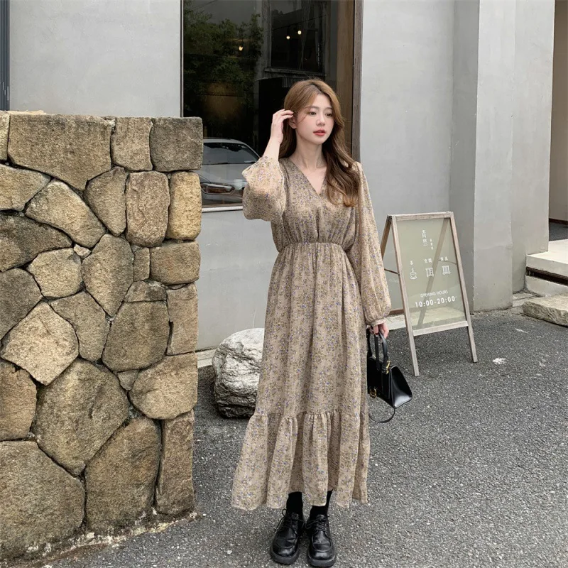 Plus Size Dress French V-neck Long Sleeved High Waist Floral Fashion Sweet Frock Autumn Winter Daily Vacation Women Clothing