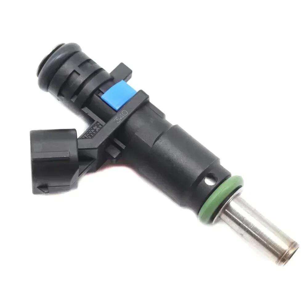 

Fuel injector 07K906031C is suitable for 2010-2014 Volkswagen Golf Beetle Jetta 2.5L EA855