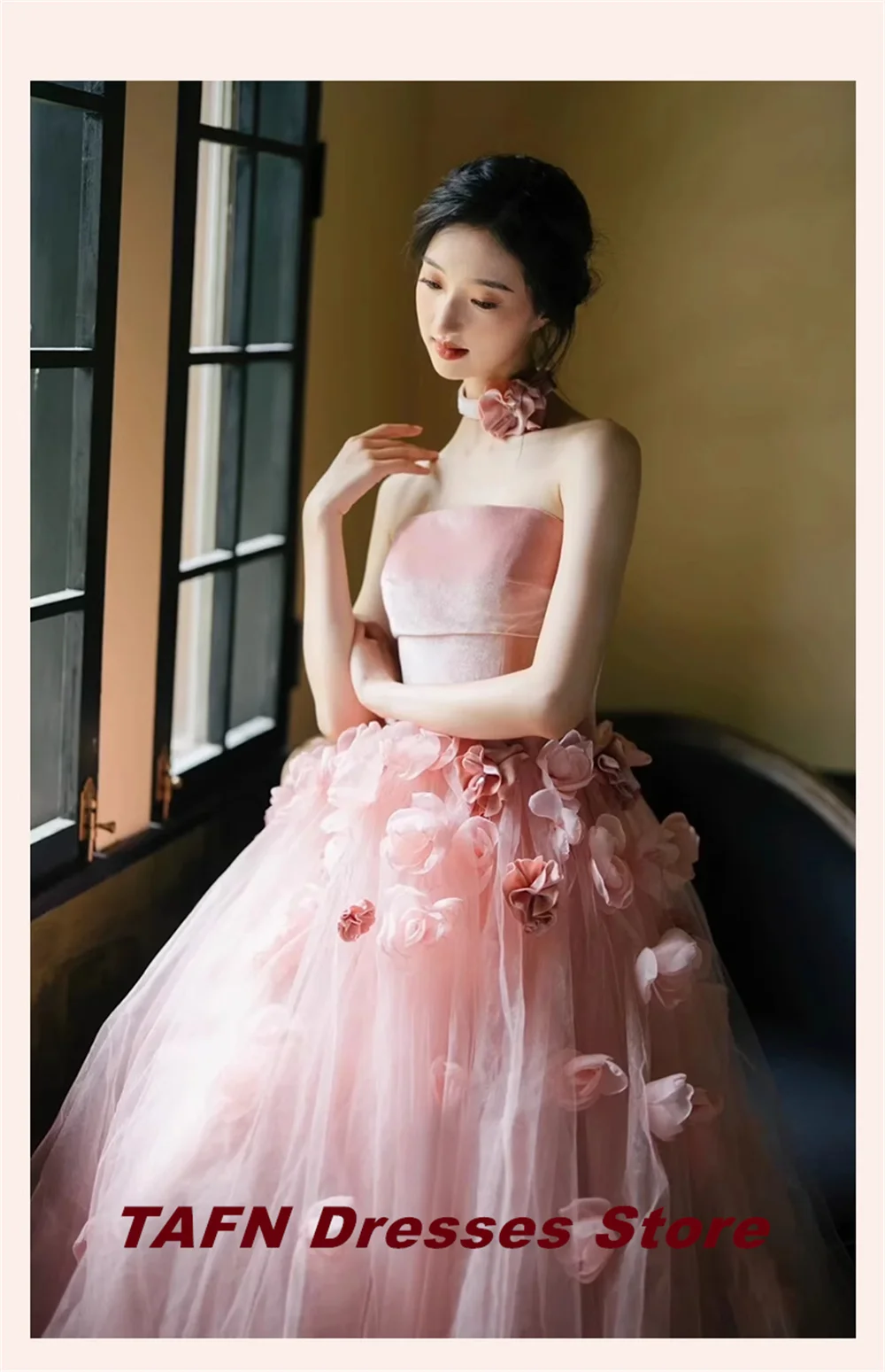 TAFN Luxury Pink A-line Wedding Dresses Strapless Handmade Flowers Bridal Gown Photo Shoot Floor-Length Ball Gown Customized