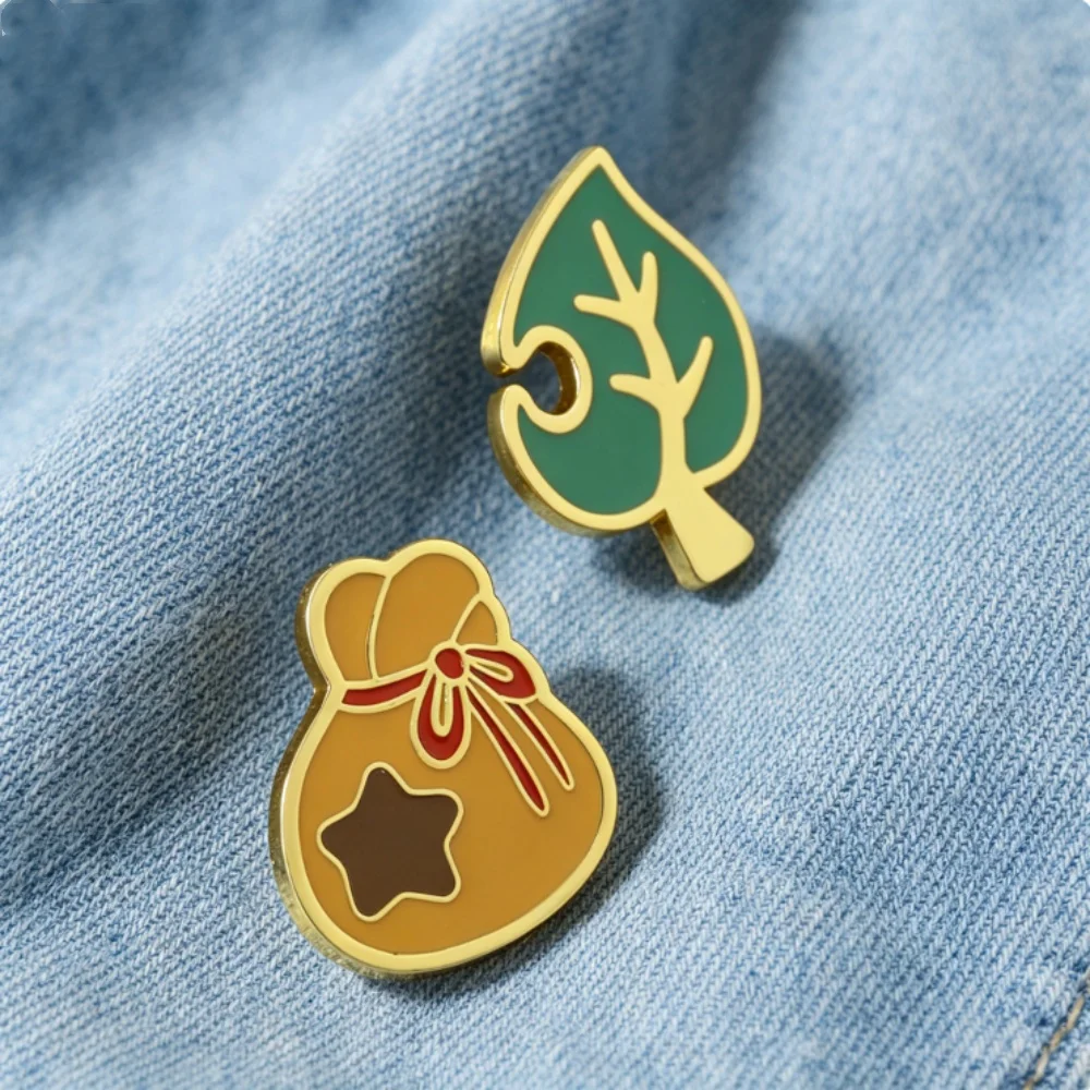 2Pcs/Set Cartoon Animal Cartoon Crossings Cute Metal Badge Backpack Lapel Pin Cosplay Jewelry Accessories  Gift