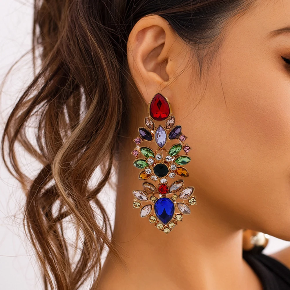 

Роскошный циркониевый висячий инкрустированный красочный женский фотоподвесной аксессуар для ювелирных изделий в тренде 2024