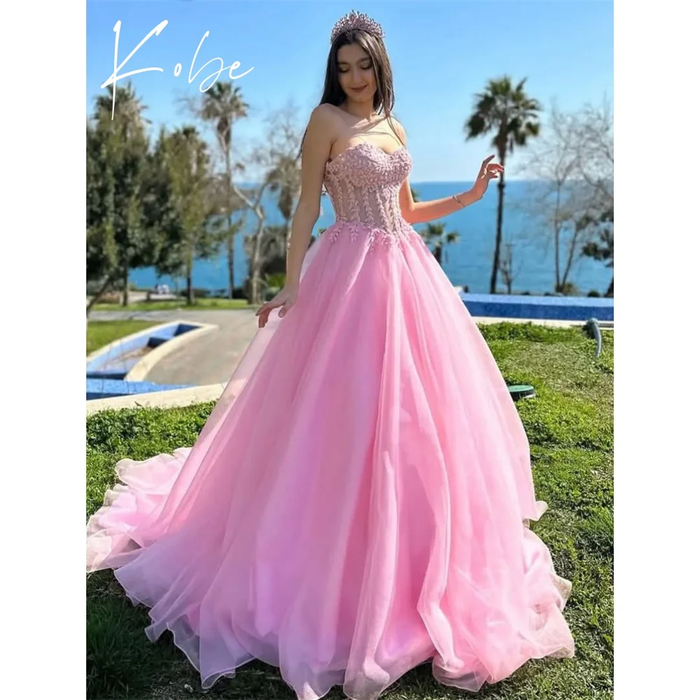 

Kobe Pink A-Line Prom Dresses 2025 Strapless Sleeveless Customized فساتين سهرات Court Train Elegant vestido de gala noche mujer