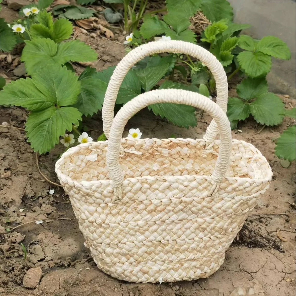 

2025 New Straw Bag Portable Cute Korean Style All-match Small Basket Shopping Purse Summer Cool Retro Gift