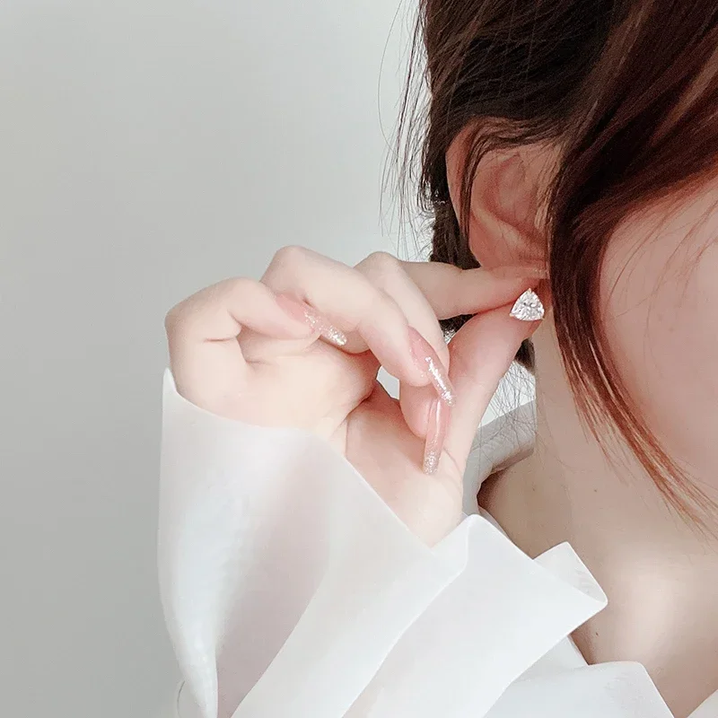 925 Silver High Carbon Diamond Earrings Brand New Super Bright Summer Small and Exquisite Earrings Wedding Jewelry