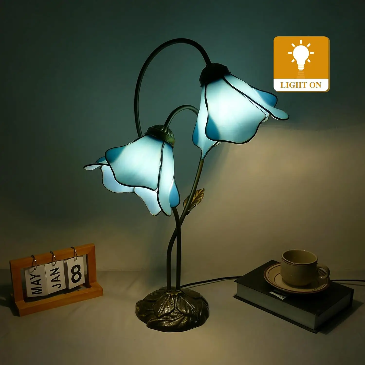 Stained glass lamp, Tiffany style lily desk lamp, modern European design with dome lampshade bedside table, desk lamp learning