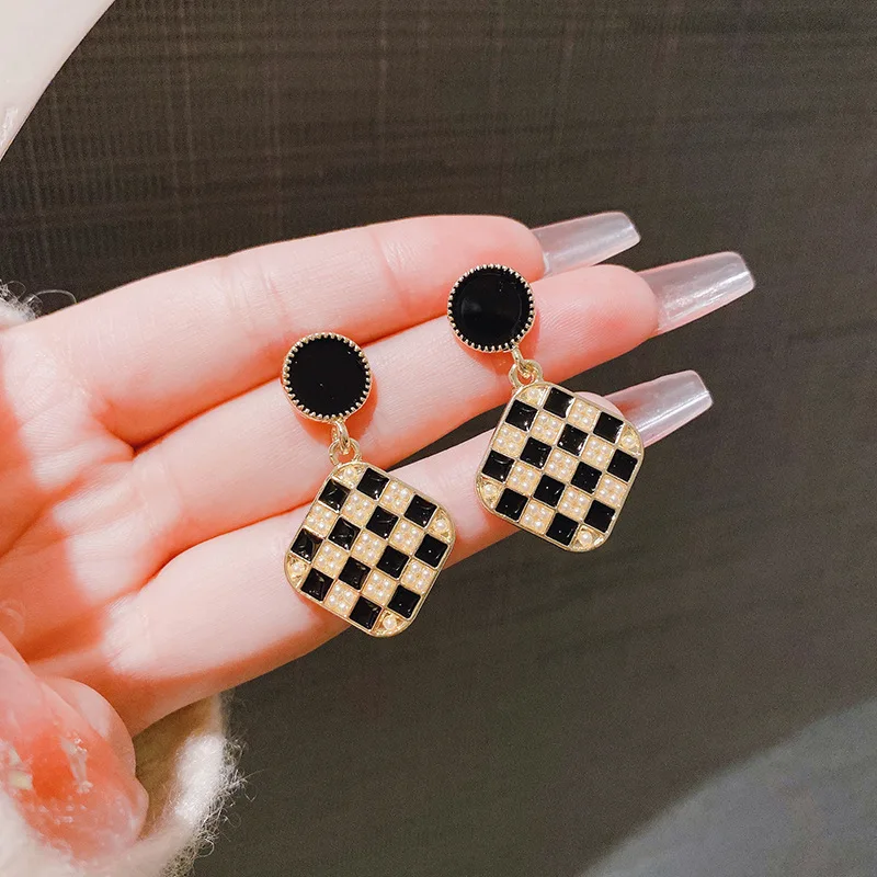 Brincos quadrizados retangulares, agulha de prata S925, pingente geométrico pérola preto e branco, design de nicho