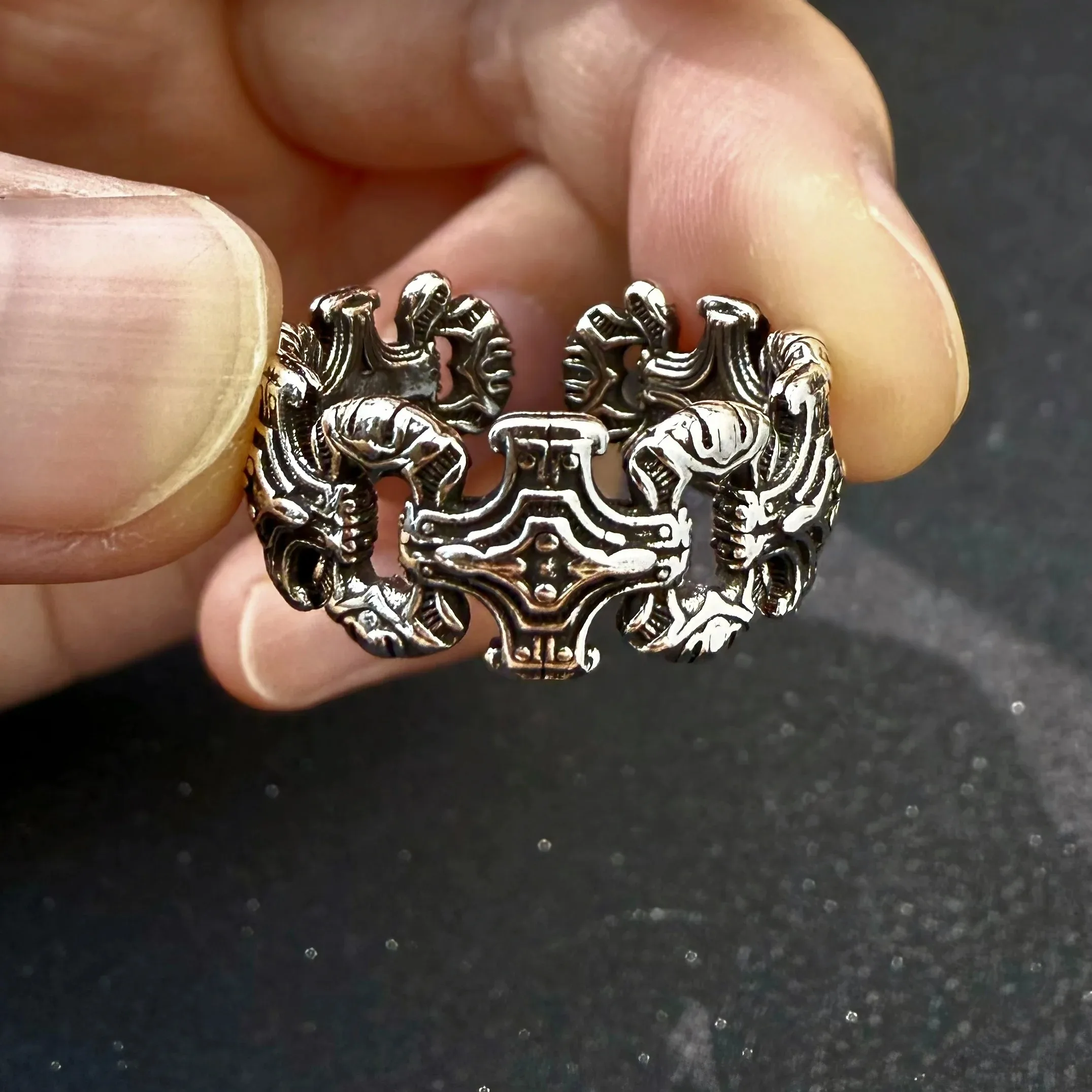 

Punk Chained Crosses Retro Adjustable Open Ring for Men Silver-plated Copper Gothic Edgy Jewelry Christian Accessories Cool Gift