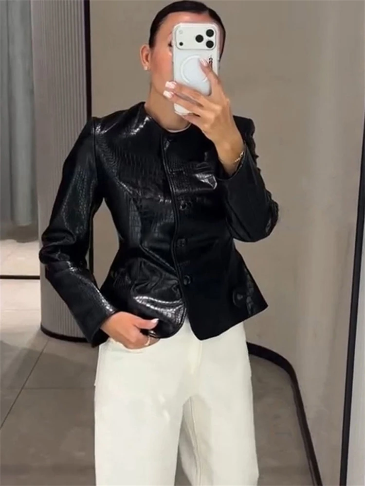 High-Quality New Autumn Women's Textured Leather Jacket: Crew Neck, Single-Breasted, Padded Shoulders, Cropped High-Street Biker