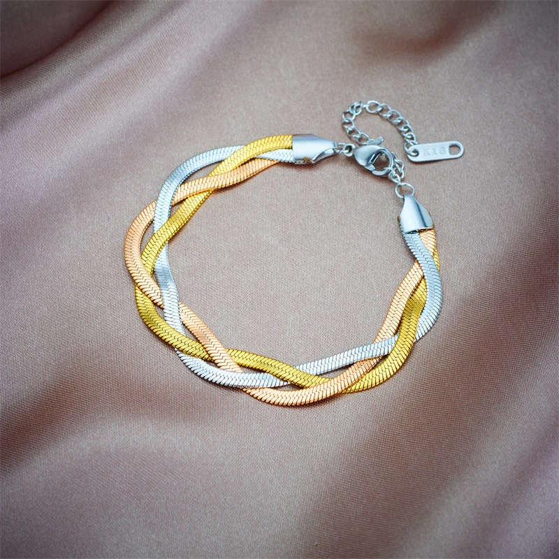 Edelstahl Dreifarbiges Geflochtenes Fischgräten-Armband Gold Silber Roségold Plattiert Schlangenketten-Armband für Damen