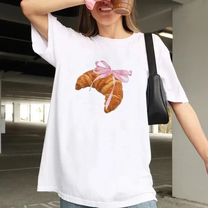 Women's fashion T-shirt coquette croissant baby T-shirt with pink bow print women's vintage women's summer cute casual T-shirt