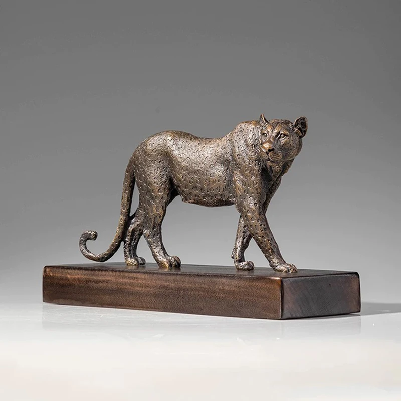 Copper Leopard Sculpture,Luxury Brass Crafts,Animal Leopard Model Statue,Modern Artworks Desktop Decoration,Creative Art Gifts