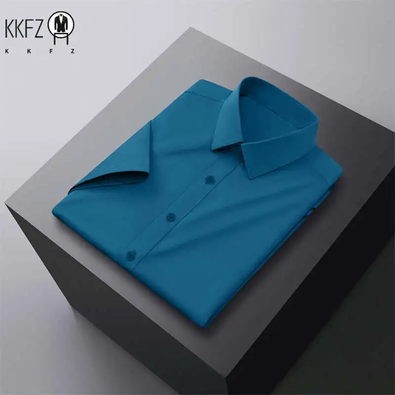 Camicia a maniche corte tinta unita casual da uomo nuova per la moda estiva senza stiratura Top comodo e versatile