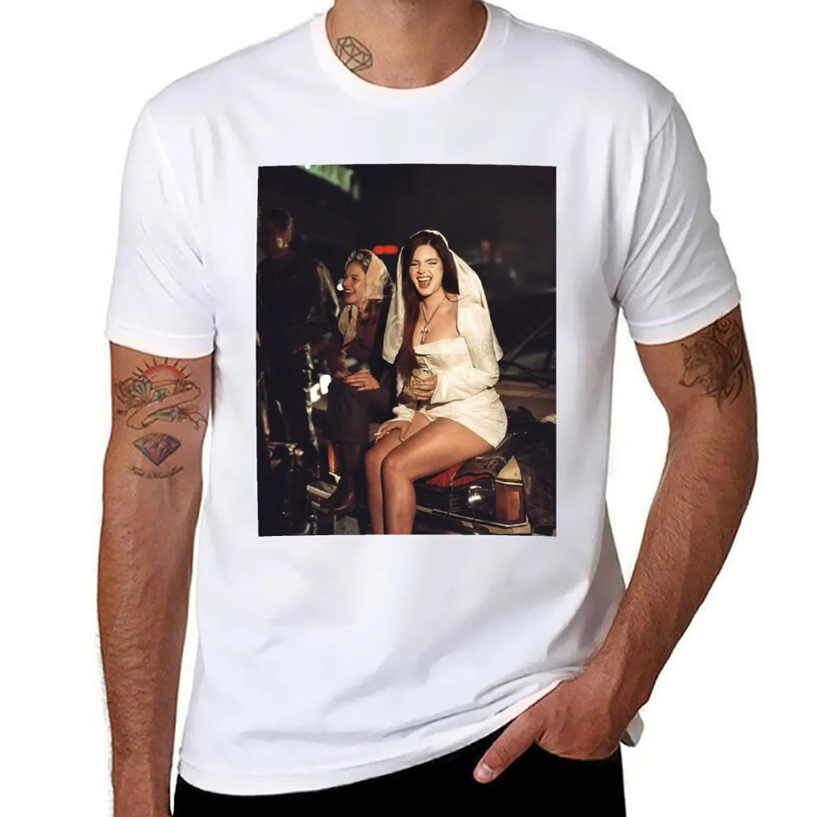

Best Portrait White Dress Poster T-Shirt t shirt custom print man t shirts cotton man t shirt luxury T-Shirt