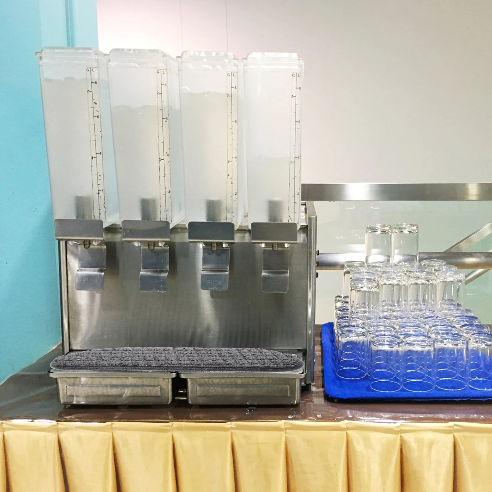 

2pcs Anti-Splash Absorbent Pad Washable Reusable Refrigerator Drip Catcher For Fridge Water Dispenser Home Kitchen Accessories