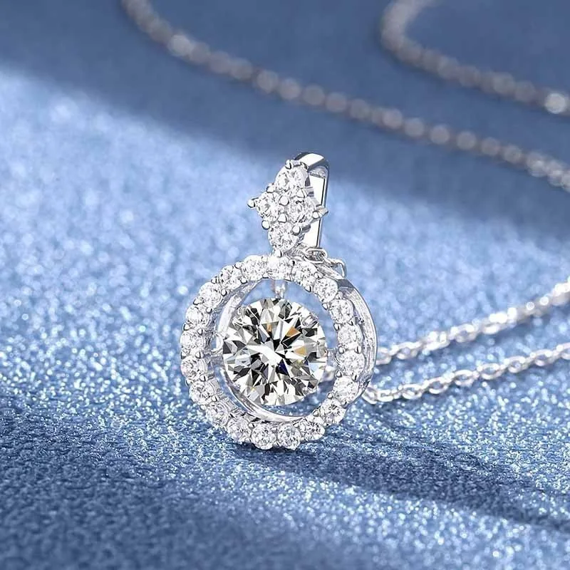 New beating heart necklace women ins women's design sense pendant accessories, sweater chain, Christmas gifts for friends