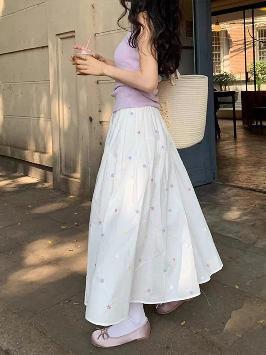 plus Size Women's White Floral Pleated Midi Skirt Spring Summer New Style High Waist A-Line Skirt Elegant Feeling Half-length...