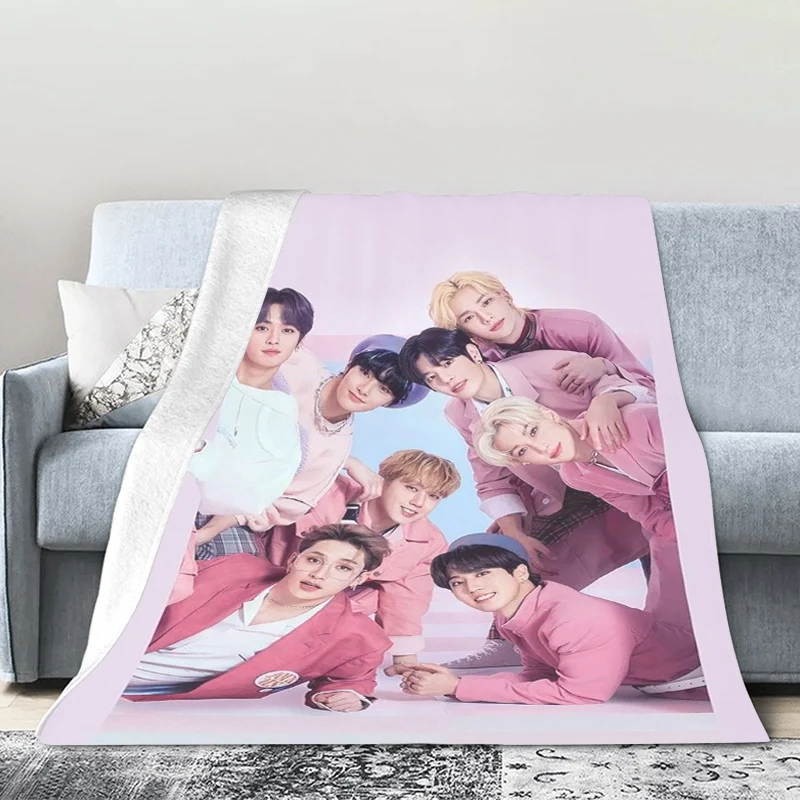 

Nap Blanket Sofa Winter Warm D-Stray D-Kids Kpop Microfiber Bedding King Size Knee Bed Fleece Camping Fluffy Soft Blankets