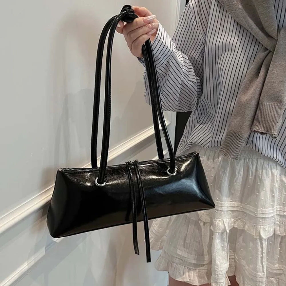 

All-match Sweet French Stick Handbag Y2K Retro PU Shoulder Bag Solid Color Large Capacity Texture Underarm Bags Daily