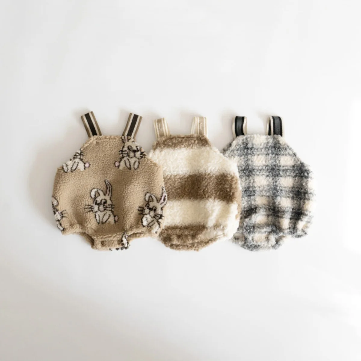 2026 Winter New Baby Sleeveless Warm Plush Bodysuit Newborn Cute Cartoon Strap Jumpsuit Infant Boy Girl Thick Warm Clothes