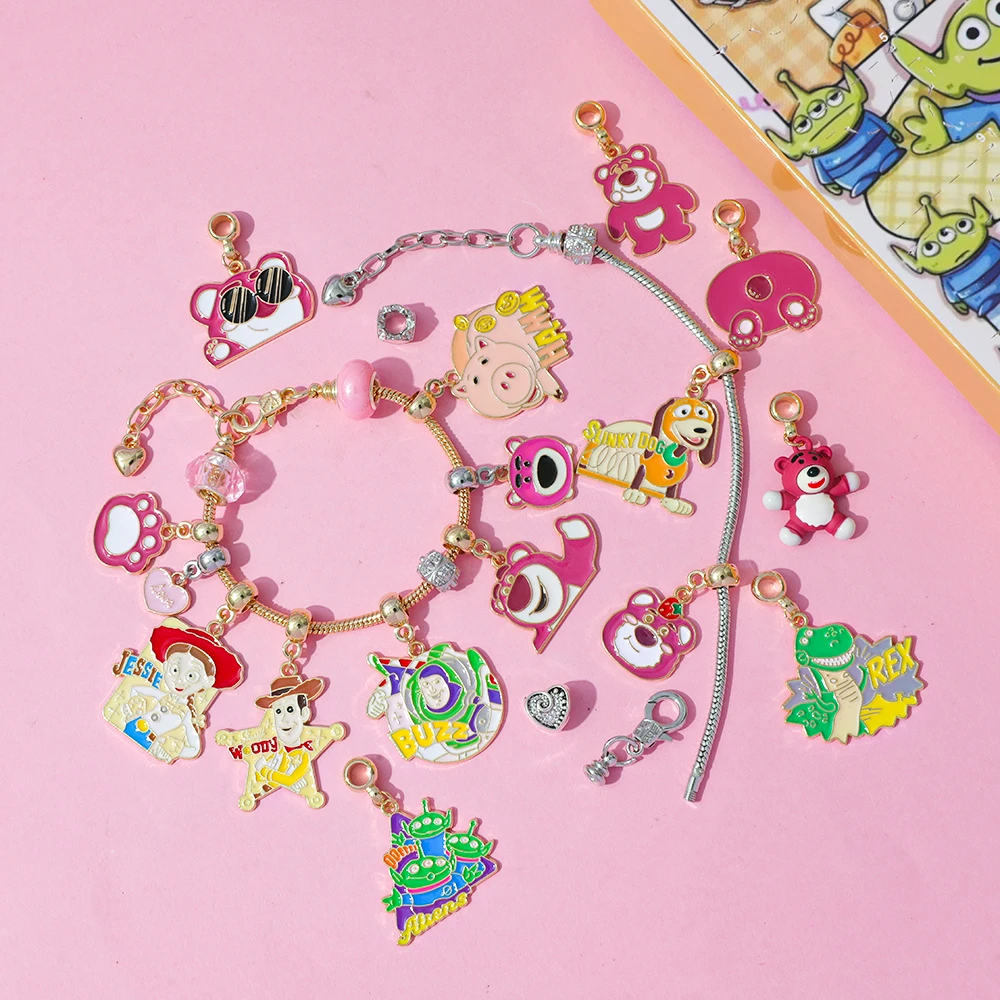 ディズニー トイ・ストーリー 3 漫画フィギュアシリーズ ブラインドボックス DIY ペンダントアクセサリー クリエイティブでキュートなサプライズギフト 誕生日プレゼントに ﻿