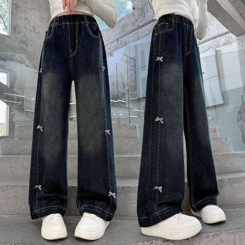 

Осенние джинсы с бантом по бокам для девочек, детские модные свободные прямые широкие джинсовые брюки, детские потертые брюки для подростков
