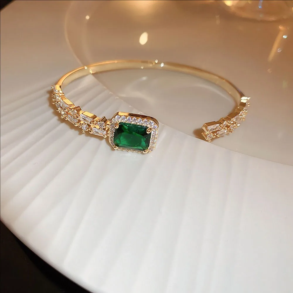 

Square Zircon Emerald Open Bracelet Light Luxury And Unique Style Niche Bracelets High-end Jewelry For Women