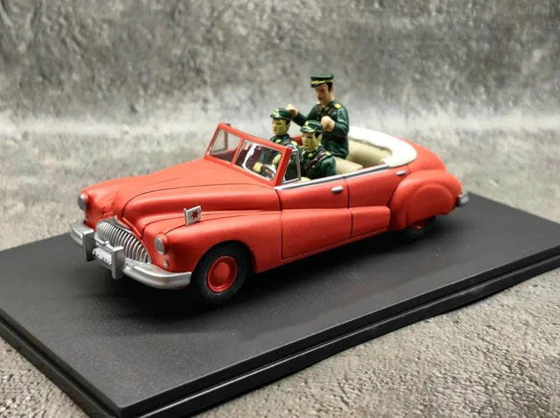 

1/43 New Arrival Special Price Diecast Metal American Classic Convertible With Figure Car Model Furniture Display Collection