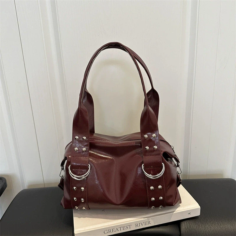 High Quality PU Leather Women's Shoulder Bag Large Capacity Y2K Underarm Bag Fashion Rivet Handbag Women Daily Outfits