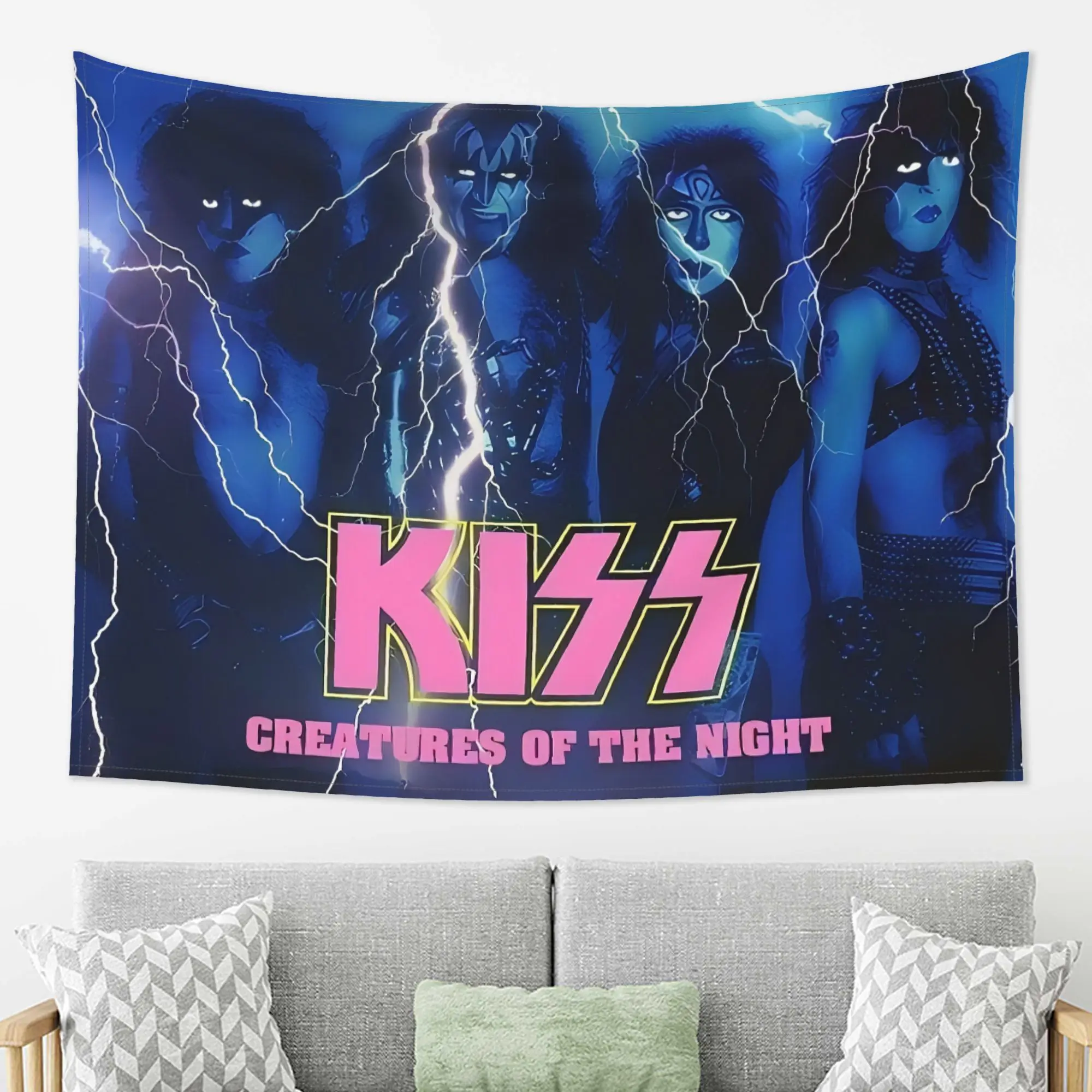 Tapiz KISS "Creatures of the Night", perfecto para agregar una vibración de rock and roll a cualquier decoración de habitación o dormitorio, ideal para fanáticos