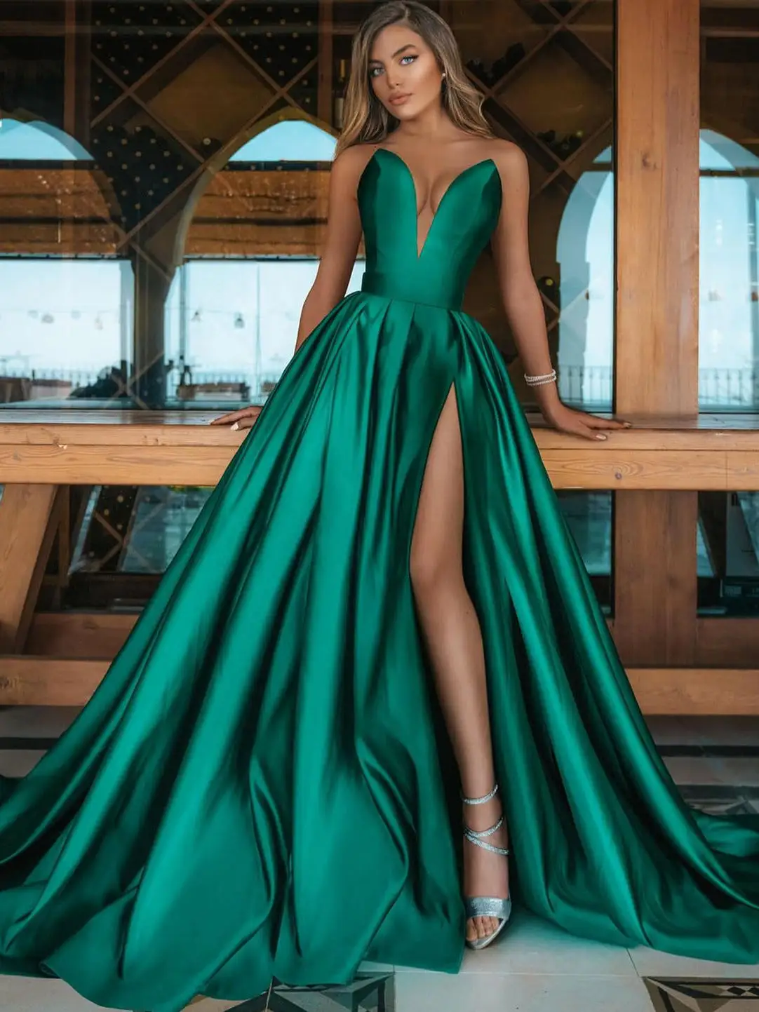 

Сексуальное платье с глубоким V-образным вырезом и разрезом, красное свадебное платье, длинная юбка, сексуальное вечернее платье на молнии со средней талией для пар и пер...