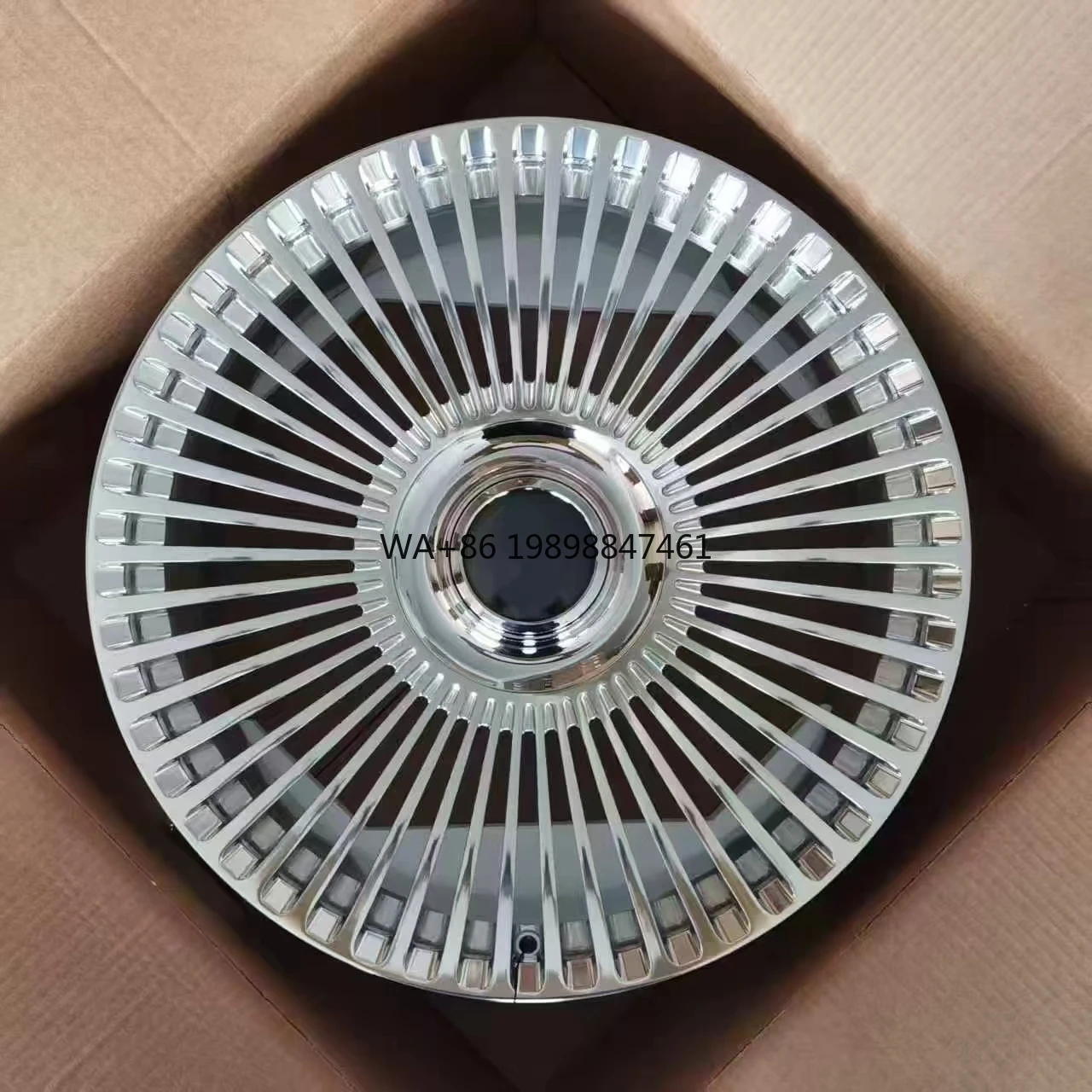 

21\" 22\" 23\" Forged Chrome Silver Polished Rim Aluminum Wheels for AITO Li with Floating Cap for Passenger Cars